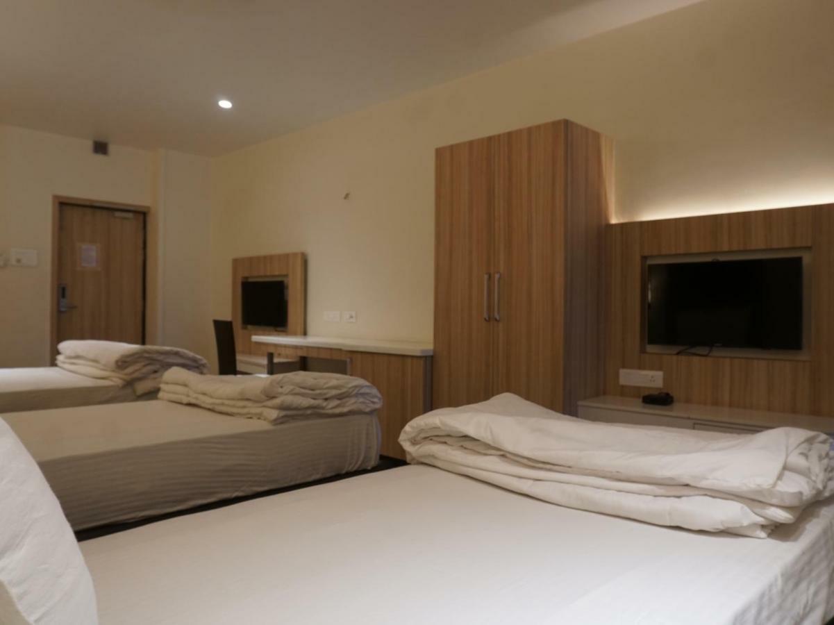 Palette Four Seasons Recreation Resort Jālgaon Exterior foto