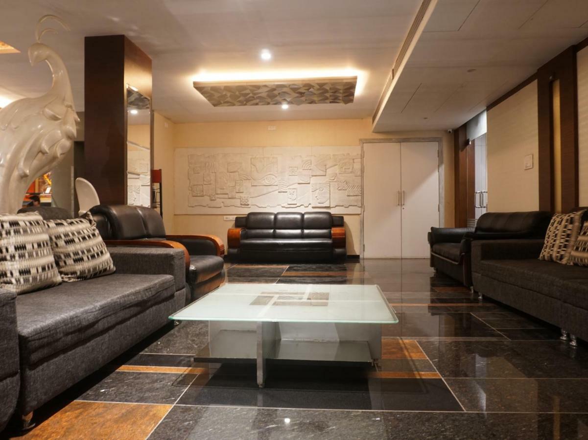 Palette Four Seasons Recreation Resort Jālgaon Exterior foto