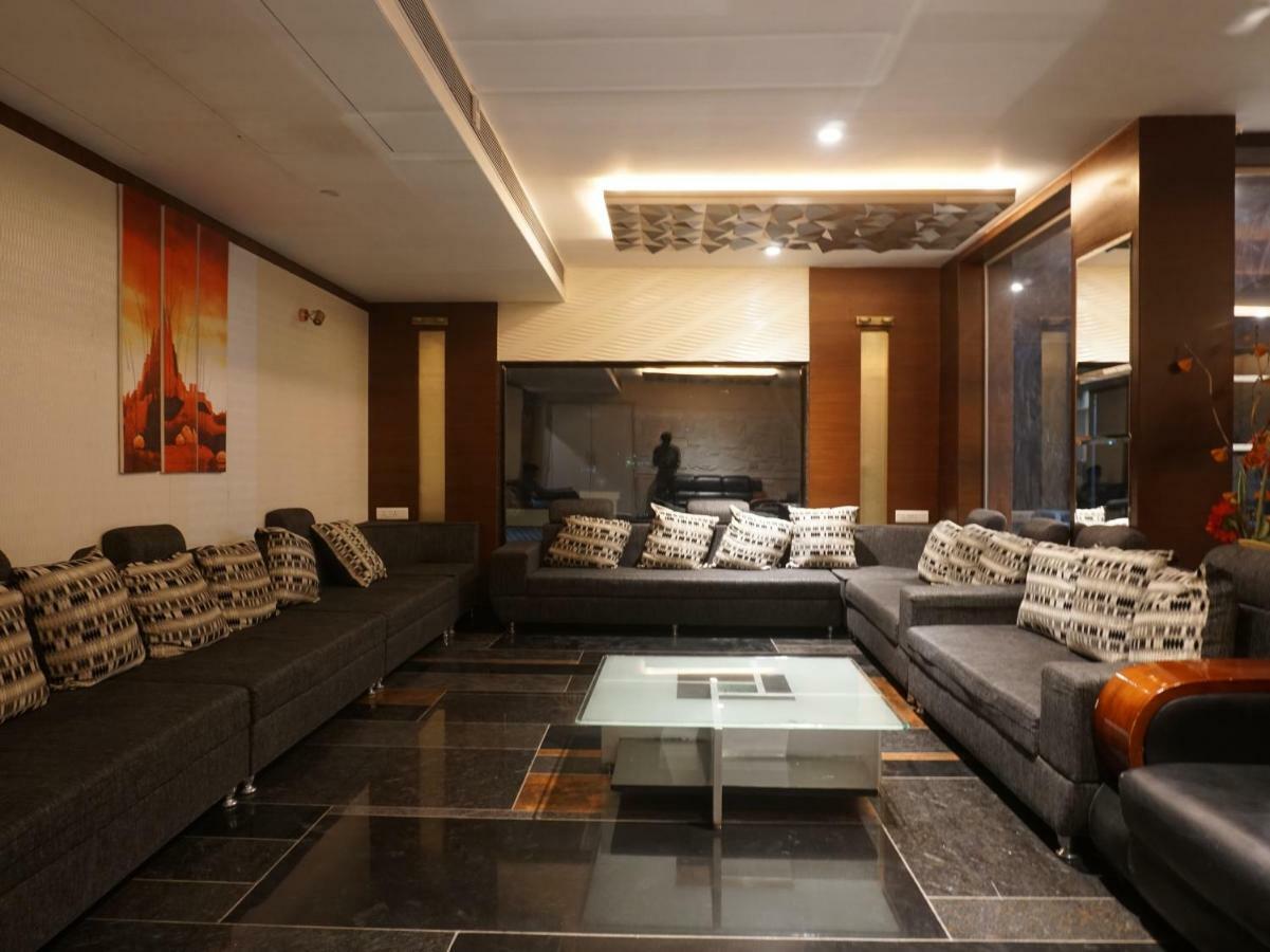 Palette Four Seasons Recreation Resort Jālgaon Exterior foto
